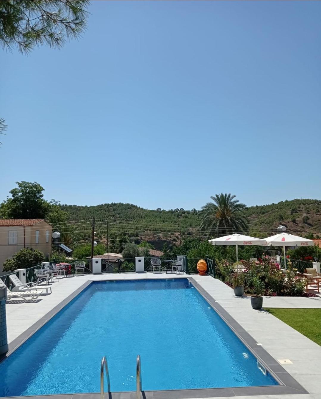 Dervise Mehmet Guest House Lefka  Exterior foto