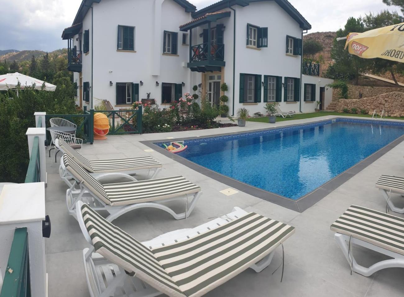 Dervise Mehmet Guest House Lefka  Exterior foto
